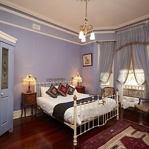 King Room Garden View